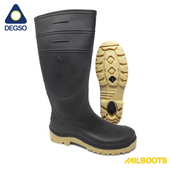 Bota de PVC 4x4 sin forro y sin puntera de seguridad color negro y suela crepé